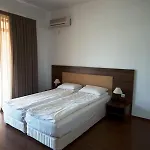 Marina Cape Vacation Complex Ravda