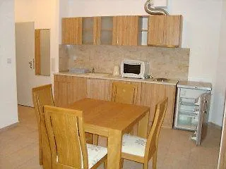 Marina Cape Vacation Complex رافدا