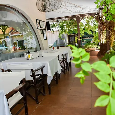 Marina Cape Vacation Complex شقة فندقية 4*